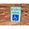 señal original parking reservado