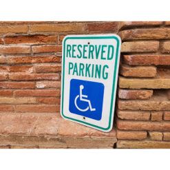 señal original parking reservado